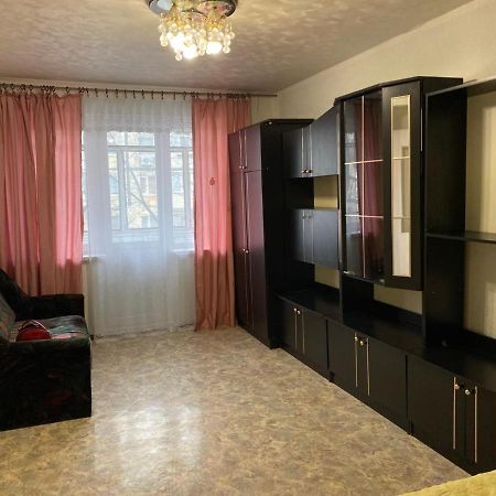 Милая квартира на левом берегу Дніпро Екстер'єр фото